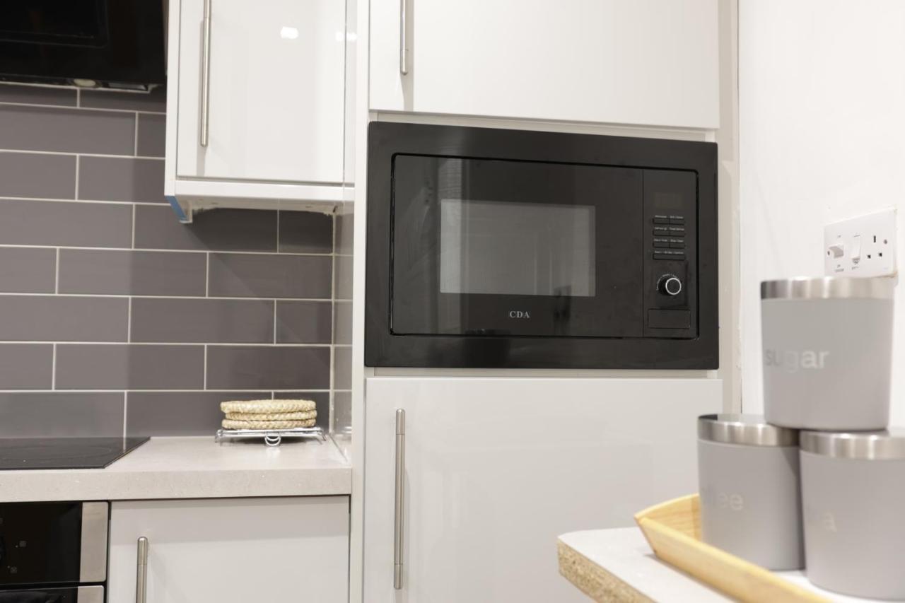5 Bed Town House Within City Centre And Sleeps Up To 11 With Sky And Netflix Birmingham Exterior foto